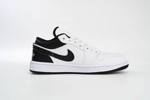 Travis Scott x Air Jordan 1 Low White/Black – photo 3