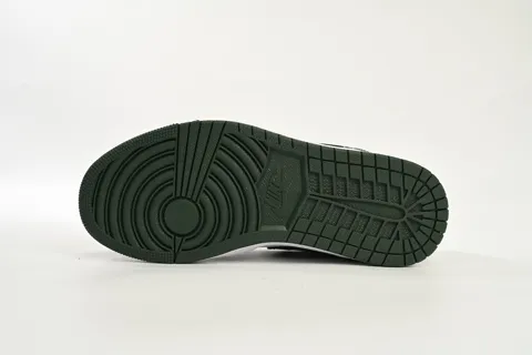Air Jordan 1 Low Dark Green – photo 5