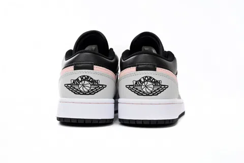 Air Jordan 1 Low White/Black/Pink – photo 4