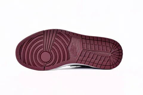 Air Jordan 1 Low Bordeaux – photo 5