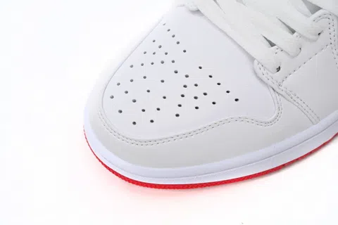 Air Jordan 1 Low Chicago – photo 6