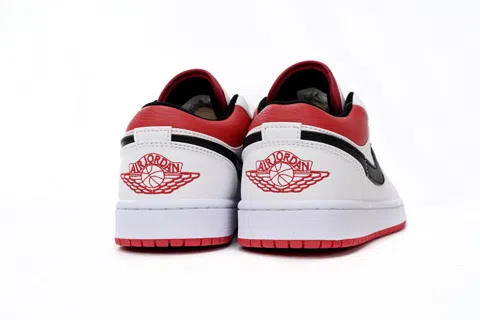 Air Jordan 1 Low Chicago – photo 4