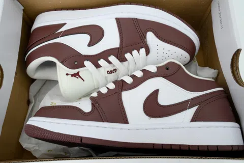 Air Jordan 1 Low White/Brown – photo 8