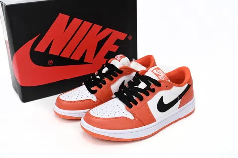 Travis Scott x Air Jordan 1 Low White/Orange – photo 9