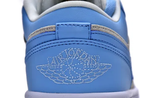 Air Jordan 1 Low University Blue – photo 10