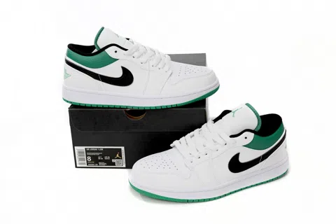 Travis Scott x Air Jordan 1 Low White/Green/Black – photo 10