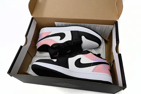 Air Jordan 1 Low Chameleon/Brown – photo 10