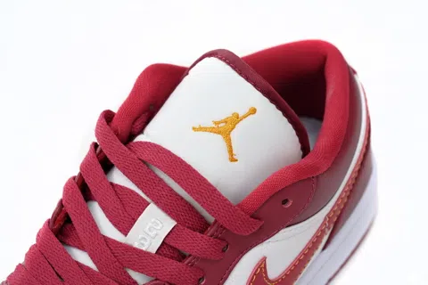 Air Jordan 1 Low Red – photo 6