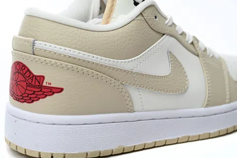 Air Jordan 1 Low Yellow – photo 5