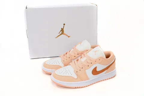 Travis Scott x Air Jordan 1 Low Pink/Orange – photo 9