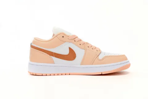 Travis Scott x Air Jordan 1 Low Pink/Orange – photo 3