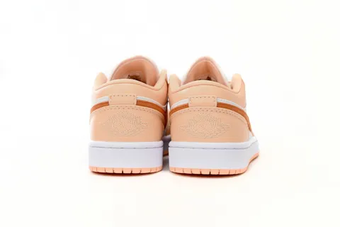 Travis Scott x Air Jordan 1 Low Pink/Orange – photo 4