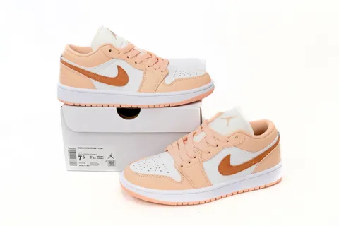 Travis Scott x Air Jordan 1 Low Pink/Orange – photo 8