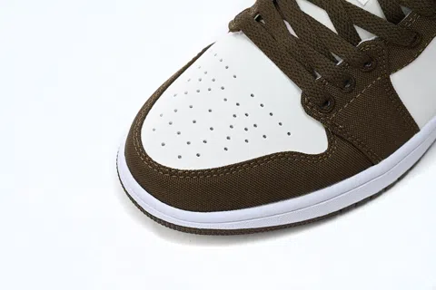 Air Jordan 1 Low Mocha Toe – photo 7