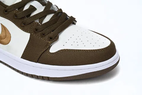 Air Jordan 1 Low Mocha Toe – photo 6