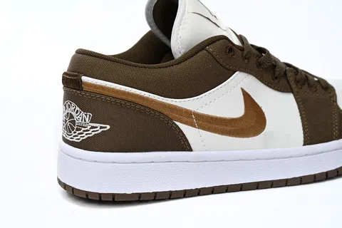 Air Jordan 1 Low Mocha Toe – photo 3