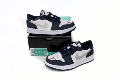 Air Jordan 1 Low Navy – photo 9