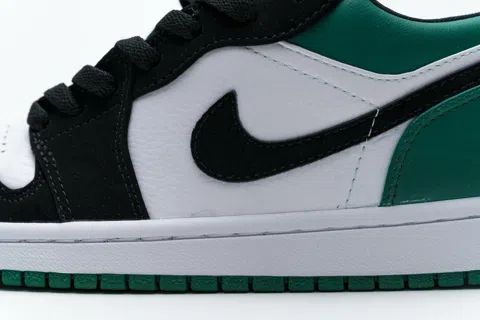 Air Jordan 1 Low Black/White/Green – photo 9