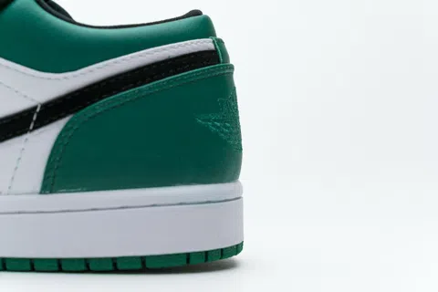 Air Jordan 1 Low Black/White/Green – photo 10