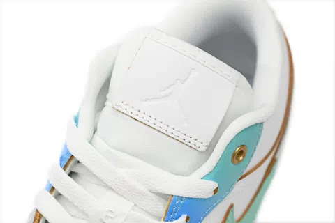 Air Jordan 1 Low Emerald Rise – photo 5