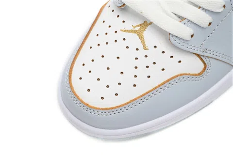 Air Jordan 1 Low Emerald Rise – photo 6