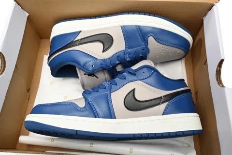 Air Jordan 1 Low Georgetown – photo 10