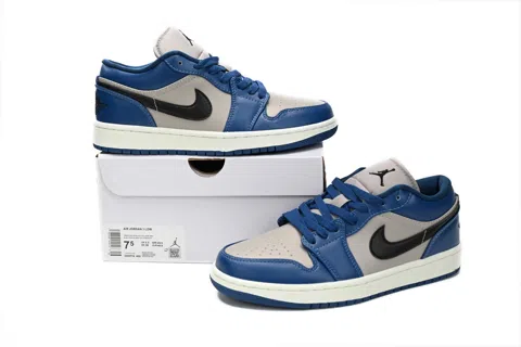 Air Jordan 1 Low Georgetown – photo 9