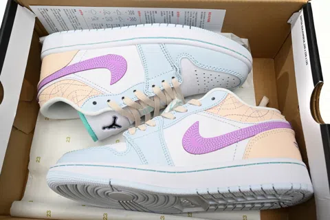 Air Jordan 1 Low Cream/Pink – photo 11