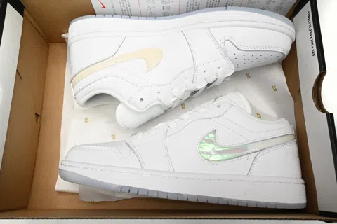 Air Jordan 1 Low Frozen Blue – photo 10