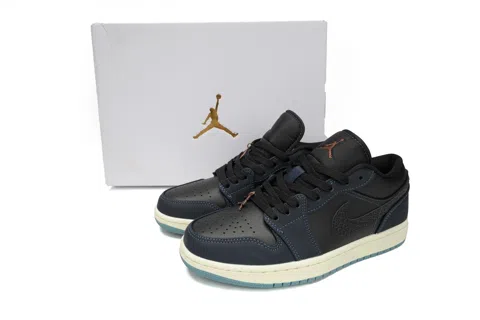 Air Jordan 1 Low Midnight Navy – photo 8