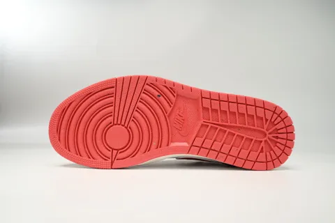 Air Jordan 1 Low White/Dune Red – photo 4