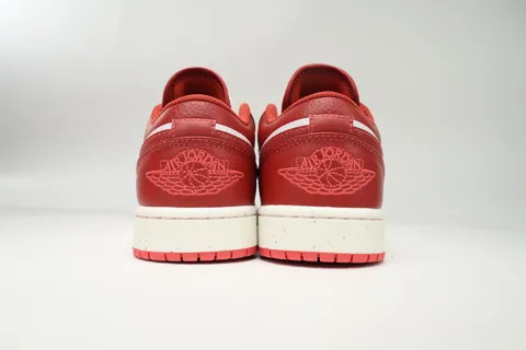 Air Jordan 1 Low White/Dune Red – photo 3
