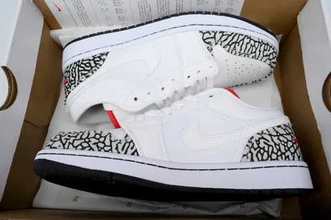 Air Jordan 1 Low Cement – photo 8