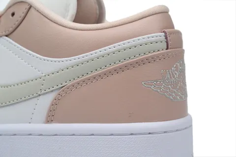 Air Jordan 1 Low Crimson Tint – photo 5