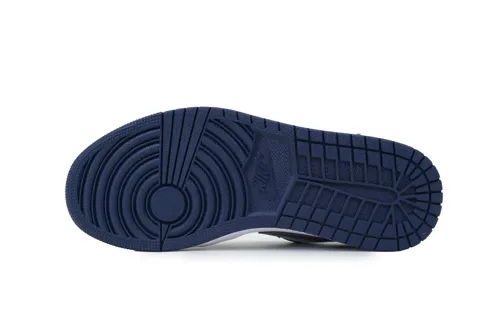 Air Jordan 1 Low Midnight Navy – photo 4