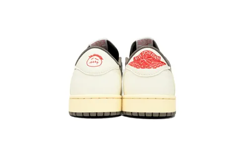 Travis Scott x Air Jordan 1 Low Reverse Mocha – photo 3