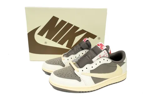 Travis Scott x Air Jordan 1 Low Reverse Mocha – photo 7