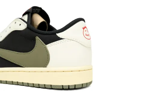 Travis Scott x Air Jordan 1 Low Olive – photo 6