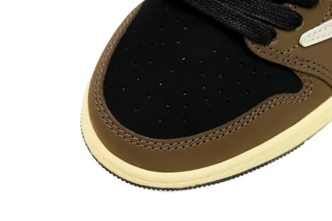Travis Scott x Air Jordan 1 Low Dark Brown – photo 5