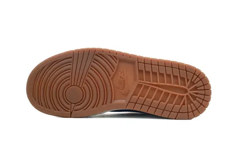 Travis Scott x Air Jordan 1 Low Canary – photo 4