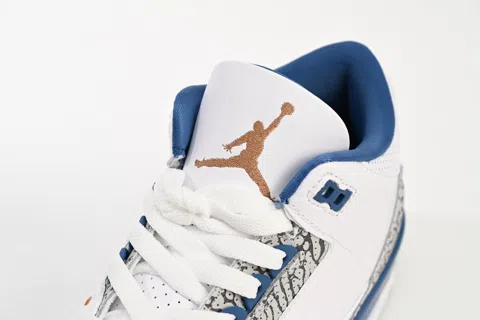 Air Jordan 3 Wizards – photo 8