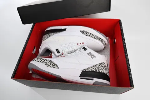 Air Jordan 3 Fire Red – photo 11