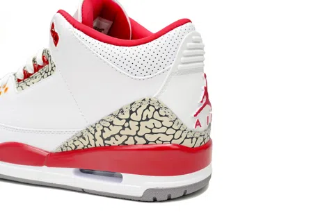 Air Jordan 3 Cardinal Red – photo 3