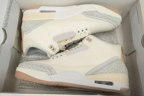 Air Jordan 3 Ivory – photo 11
