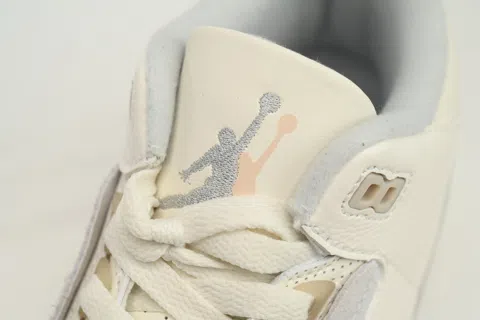 Air Jordan 3 Ivory – photo 6