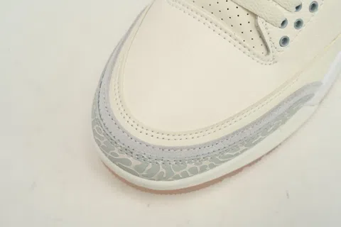Air Jordan 3 Ivory – photo 7