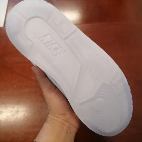 Air Jordan 3 White/Cement – photo 8