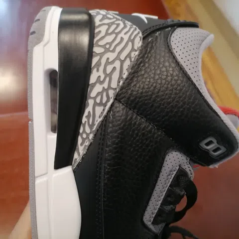 Air Jordan 3 Black Cement – photo 10