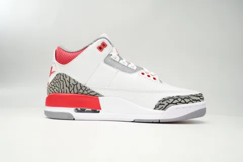 Air Jordan 3 Fire Red – photo 4