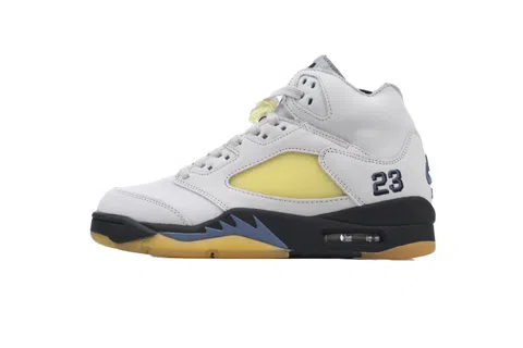 A Ma Maniere x Air Jordan 5 Diffused Blue